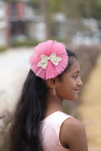 Load image into Gallery viewer, Moana Fascinator bubble gum pink