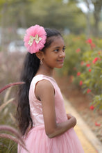 Load image into Gallery viewer, Moana Fascinator bubble gum pink