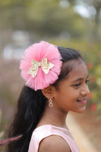 Load image into Gallery viewer, Moana Fascinator bubble gum pink