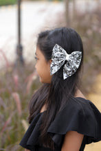 Load image into Gallery viewer, Floral French Bows multi