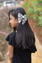 Load image into Gallery viewer, Floral French Bows multi