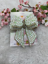 Load image into Gallery viewer, Celeste Pearl Bow Light Pista Green