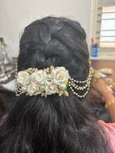 Load image into Gallery viewer, Half White Devasena