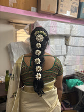 Load image into Gallery viewer, Jaasmine Set of 5 Clips