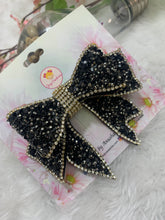 Load image into Gallery viewer, Black & Silver Crystal