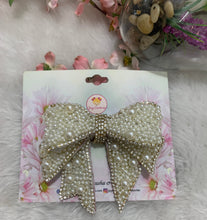 Load image into Gallery viewer, Pearl Bejeweled