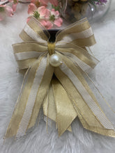 Load image into Gallery viewer, Ribbon Clutches