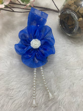 Load image into Gallery viewer, Floral & Pearl Closed Banana Clutches