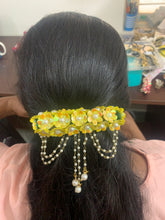 Load image into Gallery viewer, Yellow Floral Shivagami