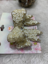 Load image into Gallery viewer, Pearl Flower Bejeweled