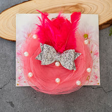 Load image into Gallery viewer, Belle Fascinator Peach