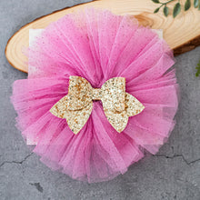 Load image into Gallery viewer, Moana Fascinator bubble gum pink