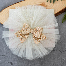 Load image into Gallery viewer, Moana Fascinator half white