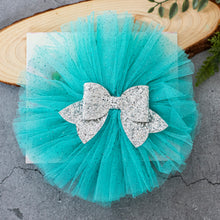 Load image into Gallery viewer, Moana Fascinator sea green