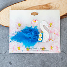Load image into Gallery viewer, Chic Feather Clip