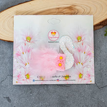 Load image into Gallery viewer, Chic Feather Clip