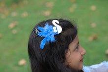 Load image into Gallery viewer, Chic Feather Clip