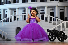Load image into Gallery viewer, Lavendar Aurora Fascinator