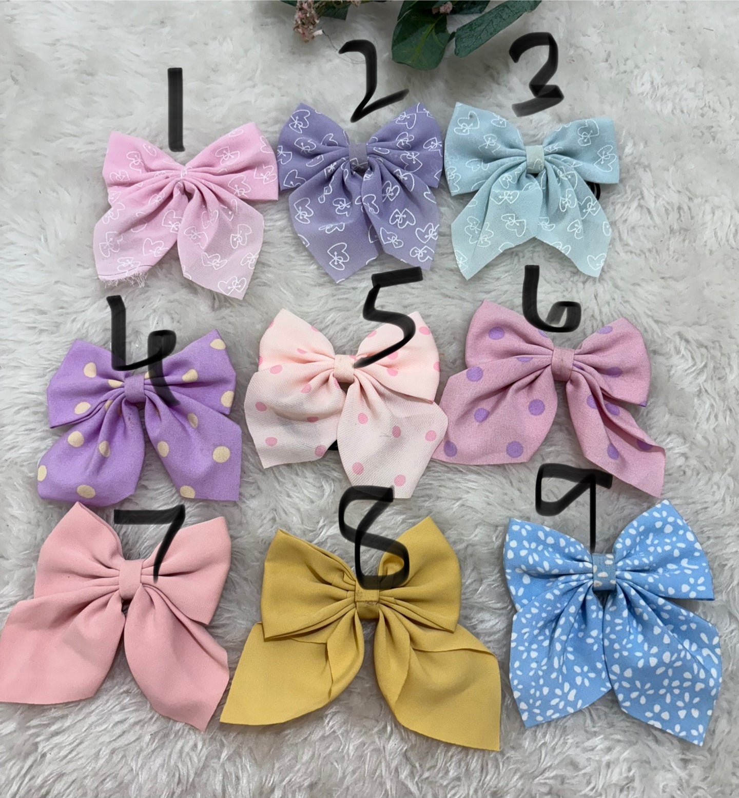 Bow clips