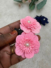 Load image into Gallery viewer, Floral Clips
