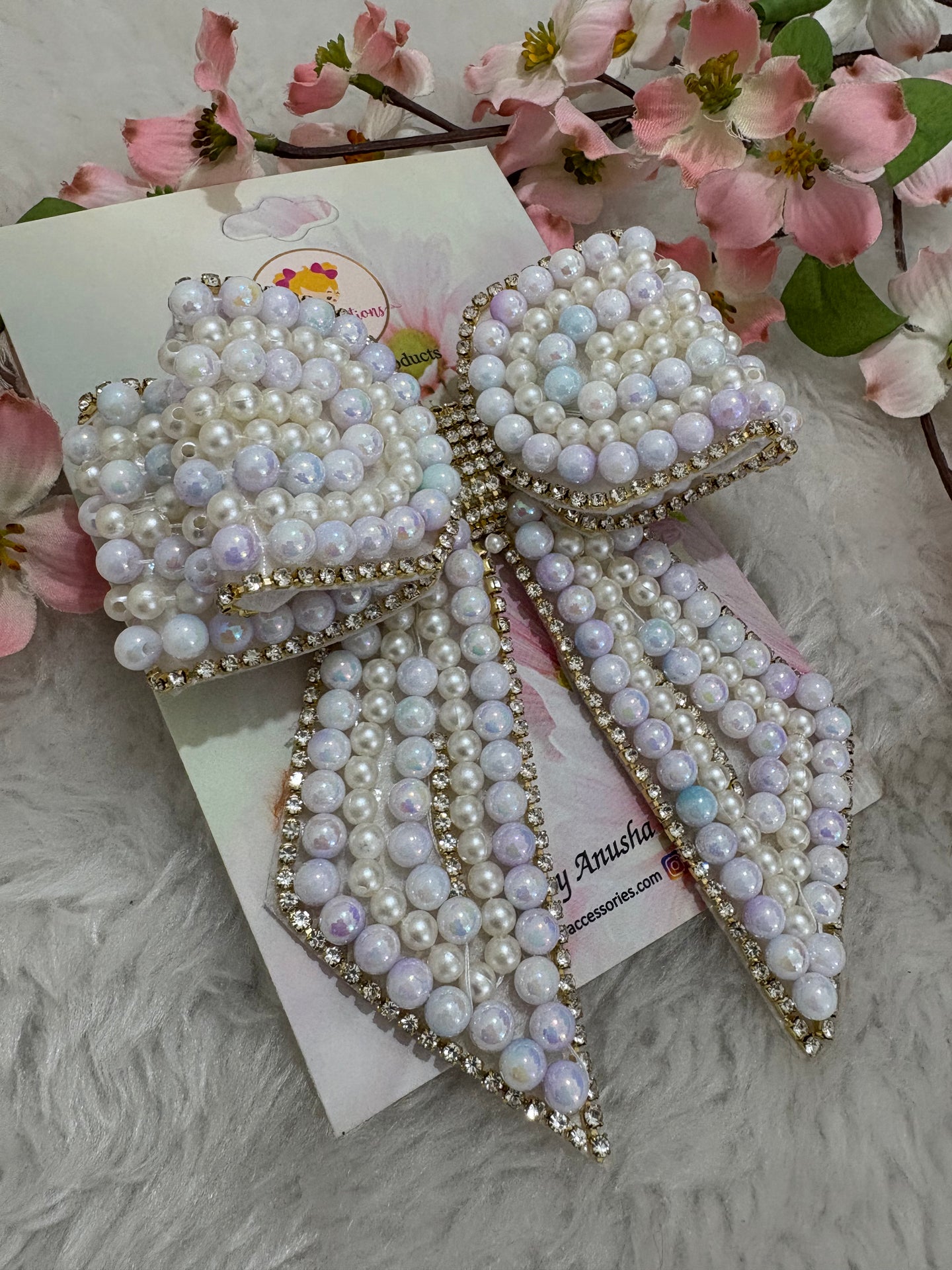 Celeste Pearl Bow Unicorn