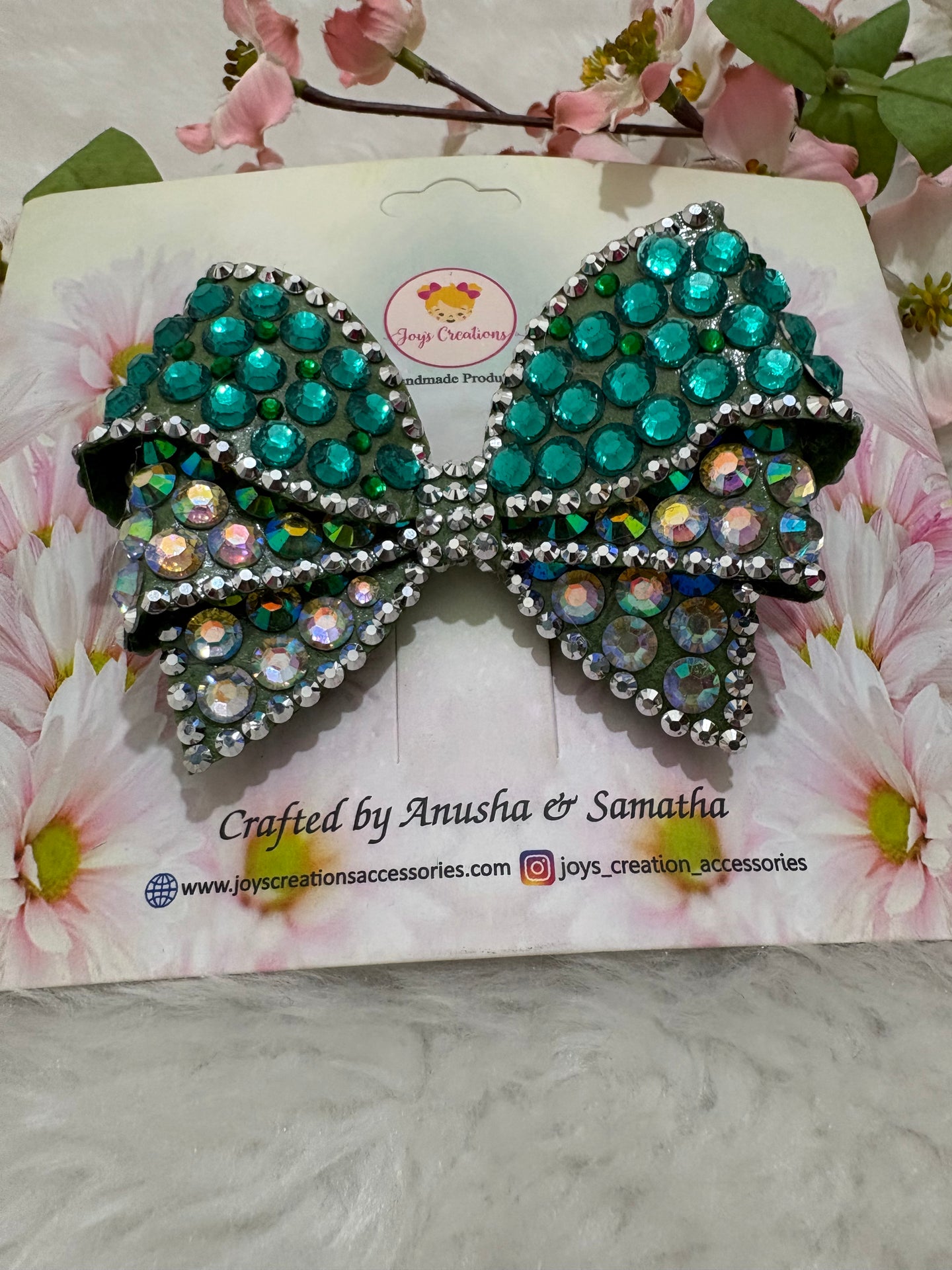Moonlit Dazzle Bow Rama Green