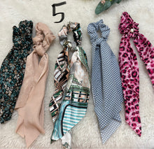 Load image into Gallery viewer, scarf scrunchie set 1

