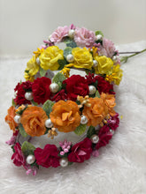 Load image into Gallery viewer, Floral Tiara
