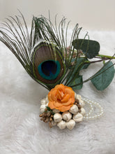 Load image into Gallery viewer, Giridhari
