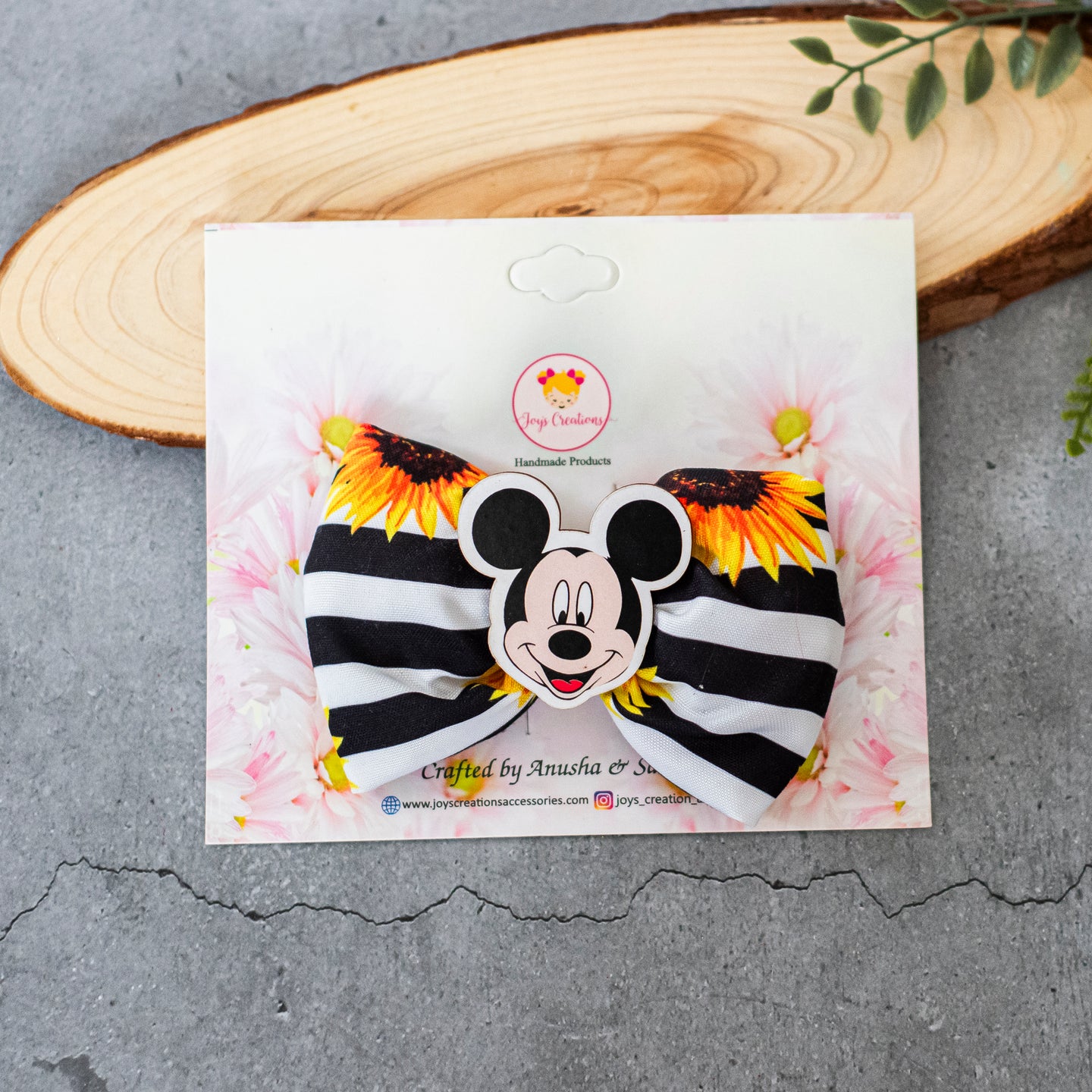 WHIMSICAL BOW CLIP STIPES MICKEY