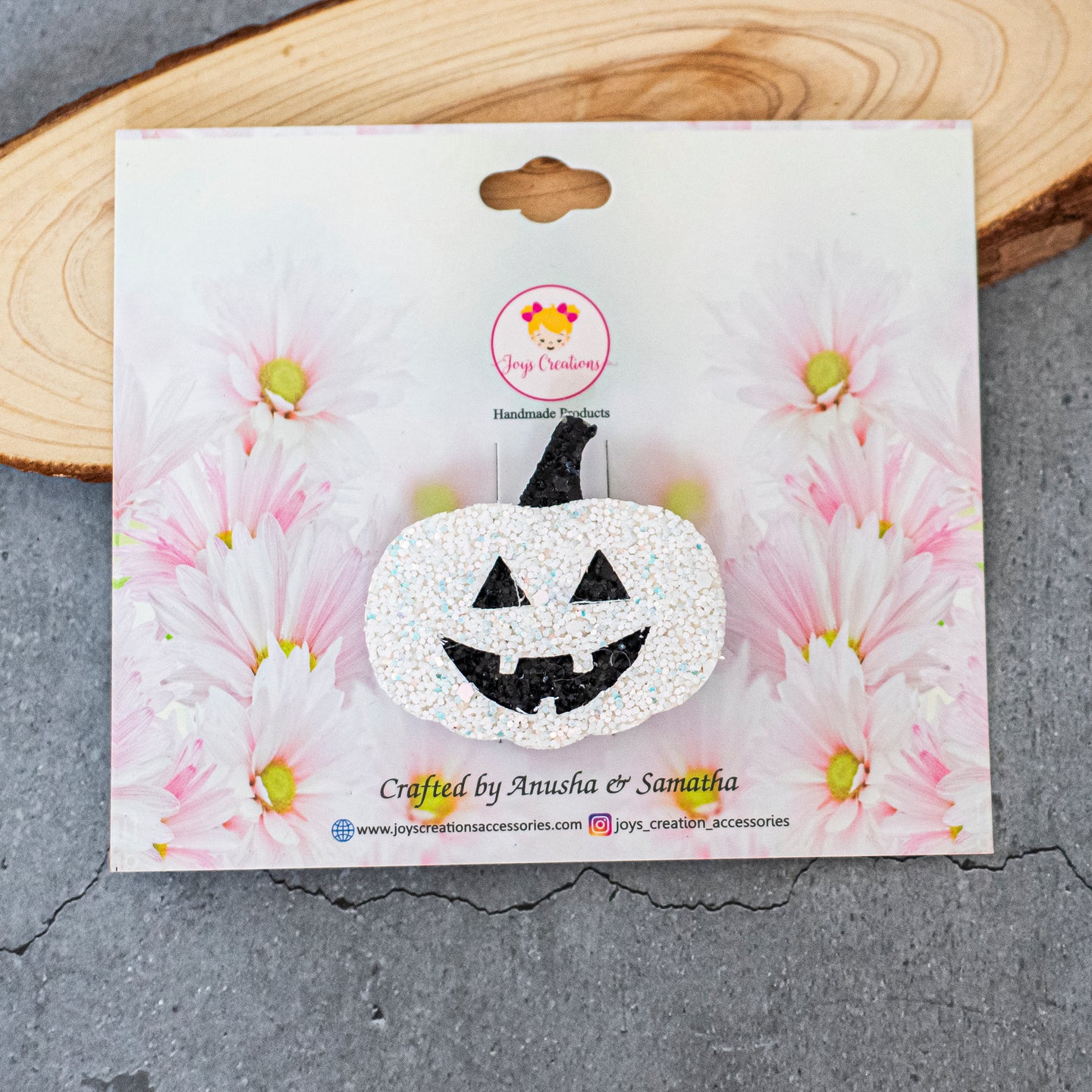 HALLOWEEN PUMPKIN WHITE