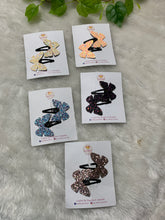 Load image into Gallery viewer, Purple Tinted Butterfly Tic Tacs
