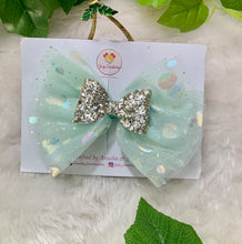 Load image into Gallery viewer, Green Glitter Organza Bow
