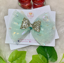 Load image into Gallery viewer, Green Glitter Organza Bow
