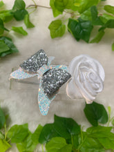Load image into Gallery viewer, White Rosy Butterfly HeadBand
