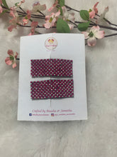 Load image into Gallery viewer, Pink Snap Clips
