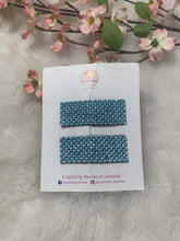 Load image into Gallery viewer, Blue Snap Clips
