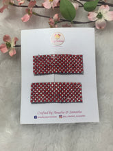 Load image into Gallery viewer, Red Snap Clips
