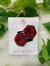 Load image into Gallery viewer, Maroon Rosy Tic Tacs
