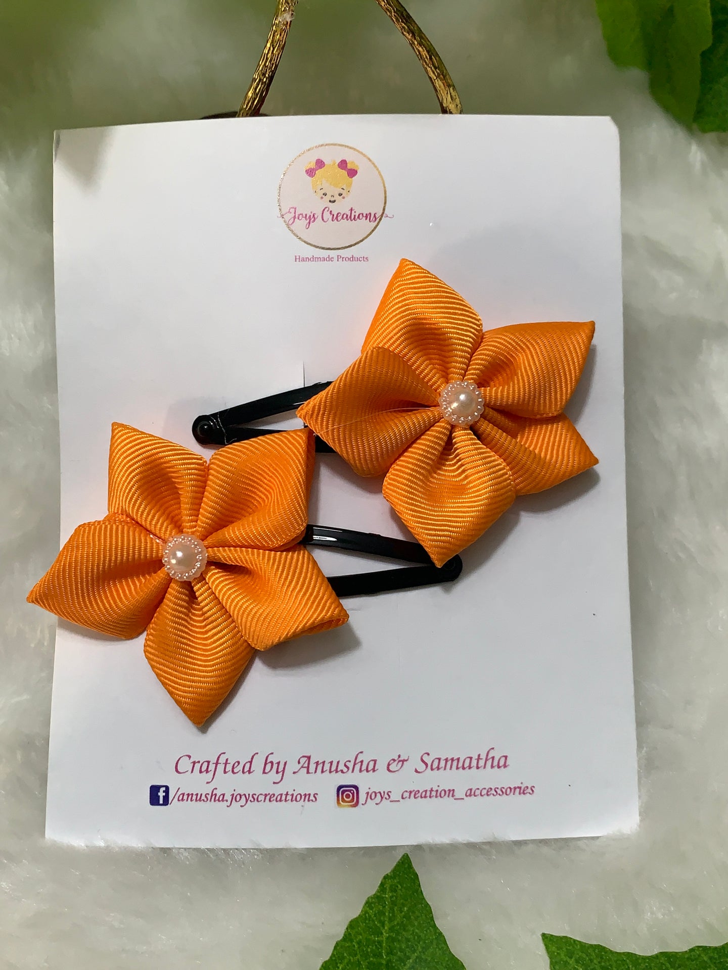 Orange 5 Petal Flower Tic Tacs