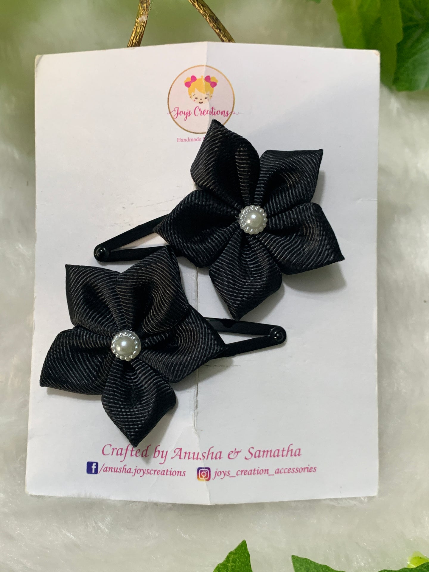 Black 5 Petal Flower Tic Tacs