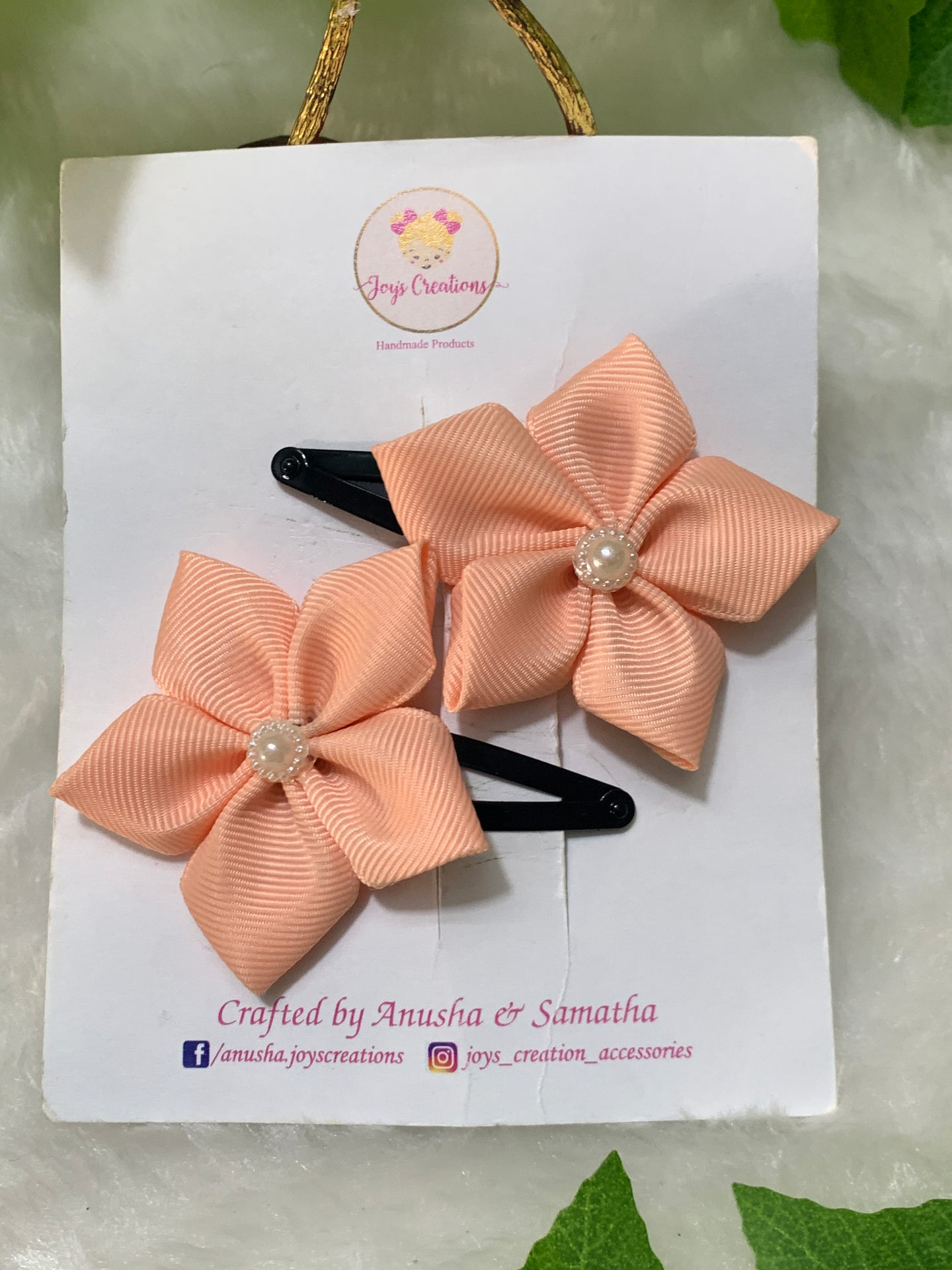 Peach 5 Petal Flower Tic Tacs