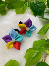 Load image into Gallery viewer, Multi 5 Petal Flower Tic Tacs
