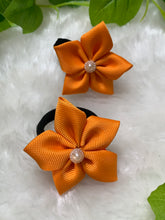 Load image into Gallery viewer, Orange 5 Petal Flower Tic Tacs
