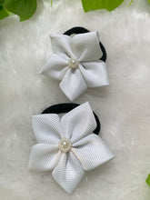 Load image into Gallery viewer, White 5 Petal Flower Tic Tacs
