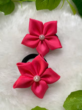 Load image into Gallery viewer, Hot Pink 5 Petal Flower Tic Tacs
