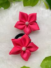 Load image into Gallery viewer, Hot Pink 5 Petal Flower Tic Tacs
