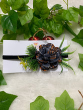 Load image into Gallery viewer, Orange Wild Flower
