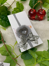 Load image into Gallery viewer, Grey Heart Soft Band
