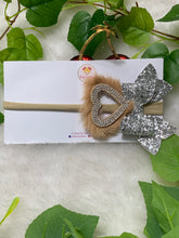 Load image into Gallery viewer, Beige Heart Soft Band
